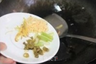鱼香肉丝的做法步骤：6