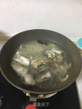 明太鱼炖豆腐的做法步骤：4