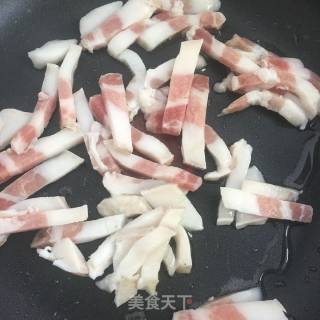 金针菇炒萝卜丝的做法步骤：3