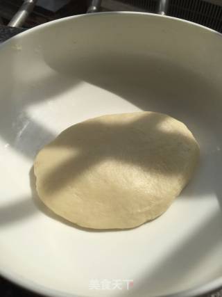 榴莲披萨的做法步骤：3