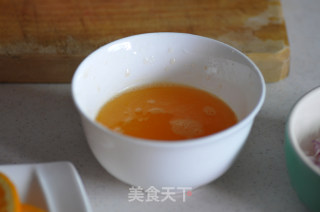 秘制橙香鸡腿的做法步骤：2