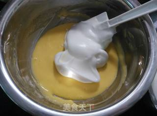 彩虹生日蛋糕的做法步骤：2