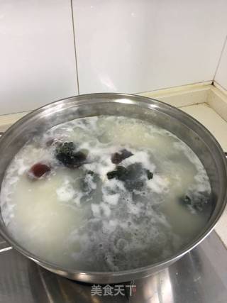 皮蛋瘦肉蔬菜粥的做法步骤：5