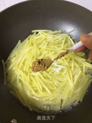 家常土豆丝的做法步骤：6