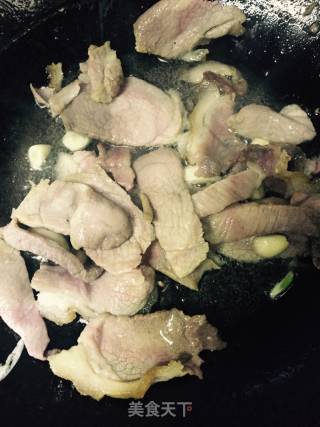 恩施菜|腊肉胡萝卜的做法步骤：2