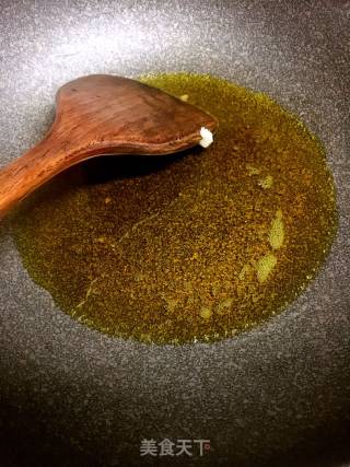 平菇烧鸡腿的做法步骤：4