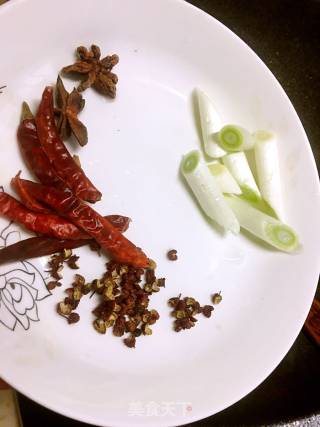 平菇烧鸡腿的做法步骤：7