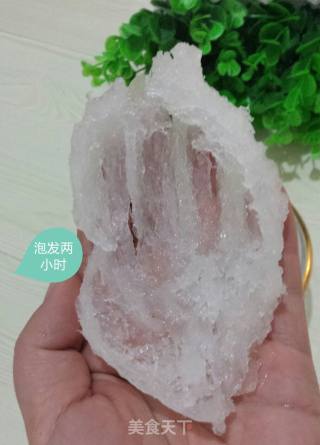 冰糖雪梨燕窝的做法步骤：3