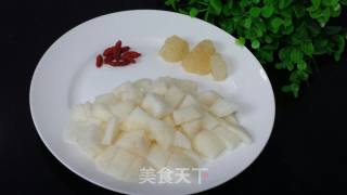 冰糖雪梨燕窝的做法步骤：6