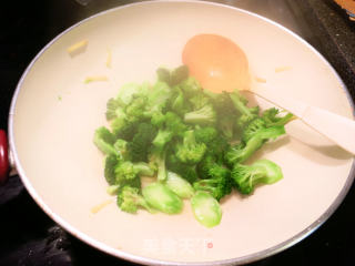 味汁牛肉西兰花的做法步骤：5