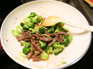 味汁牛肉西兰花的做法步骤：7