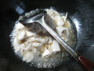榨菜丝平菇煮豆腐的做法步骤：4