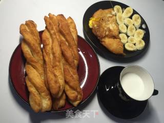 自制香酥油条的做法步骤：10