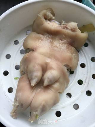 喵喵的黄豆焖猪蹄的做法步骤：3