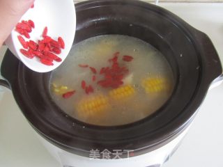 玉米山药棒骨汤的做法步骤：8