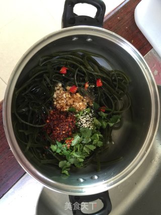 凉拌金针菇海带的做法步骤：6