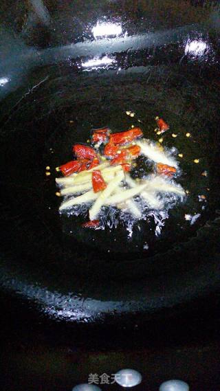 香辣鳗鱼干的做法步骤：3