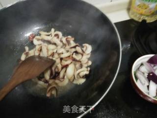 煸炒章鱼足的做法步骤：6