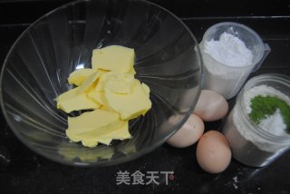 抹茶磅蛋糕的做法步骤：1