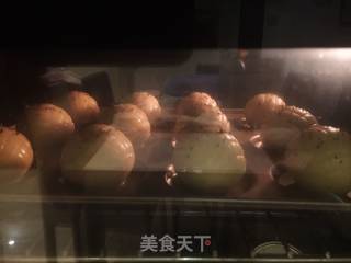 雏菊蛋黄酥的做法步骤：16