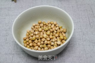 椒盐鹰嘴豆，解馋小零食的做法步骤：2
