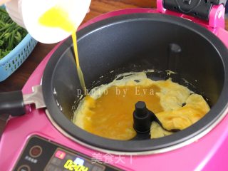 韭菜花炒鸡蛋的做法步骤：4