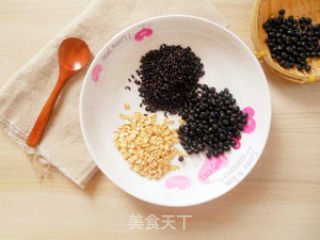 黑香米燕麦豆浆的做法步骤：1