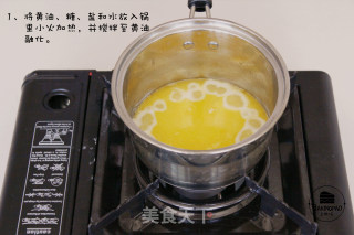 【上烘焙】奶油泡芙的做法步骤：1