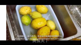 冰糖炖柠檬的做法步骤：1