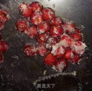 糖炒山楂的做法步骤：4
