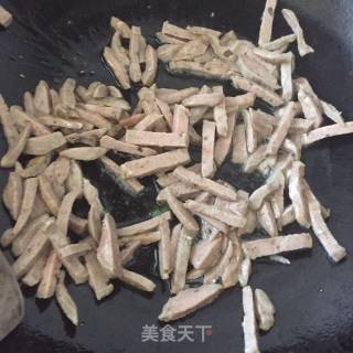 牛肉丸蛋炒饭的做法步骤：3