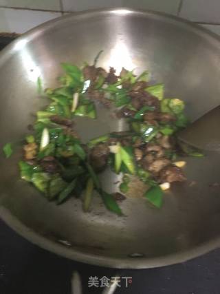 小炒拆骨肉的做法步骤：5