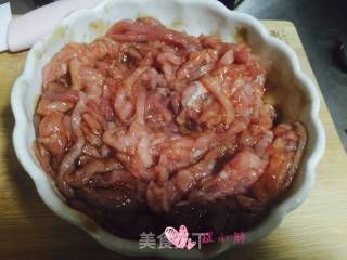 雪菜肉丝面的做法步骤：2