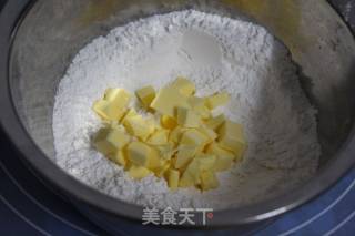 奶香南瓜派的做法步骤：1