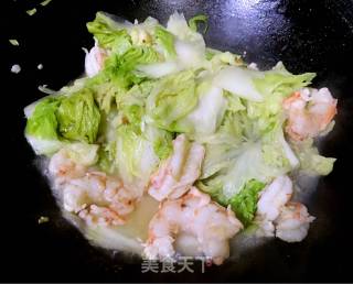 辣白菜炒虾仁的做法步骤：7