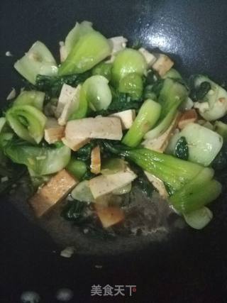 油菜烧豆干的做法步骤：8