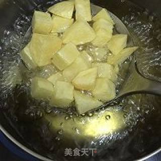 墨鱼仔烧土豆的做法步骤：4
