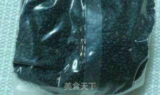 四黑养肾粥的做法步骤：2
