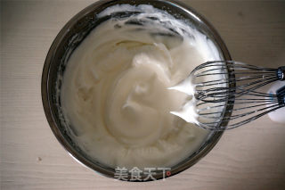 10分钟戚风蛋糕卷的做法步骤：2