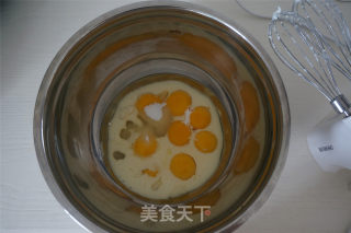 10分钟戚风蛋糕卷的做法步骤：3