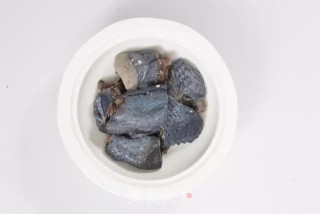 玉竹炖乌鸡的做法步骤：2