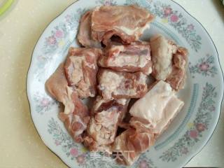 香酥排骨的做法步骤：1