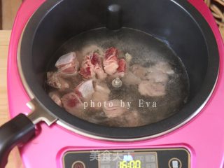 无肉不欢-白萝卜炖牛腩的做法步骤：3