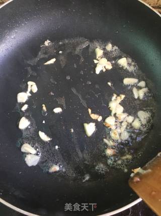 平菇炒肉的做法步骤：2