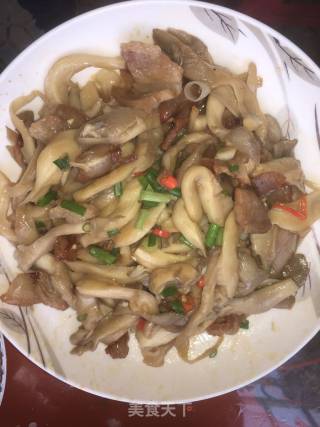 平菇炒肉的做法步骤：5