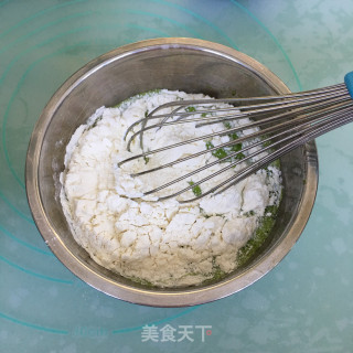 清新菠菜戚风的做法步骤：7