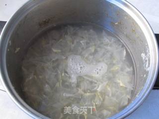 麻辣酥脆鱼鳞的做法步骤：1