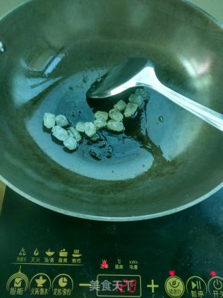 糖醋排骨的做法步骤：5