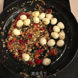 莴笋炒鹌鹑蛋的做法步骤：4