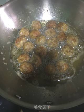 溜丸子的做法步骤：6